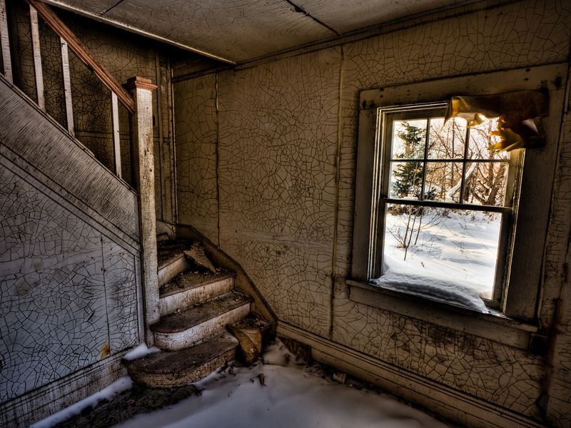 2009-01-20_01784_ghostlystaircase_1280x960.jpg